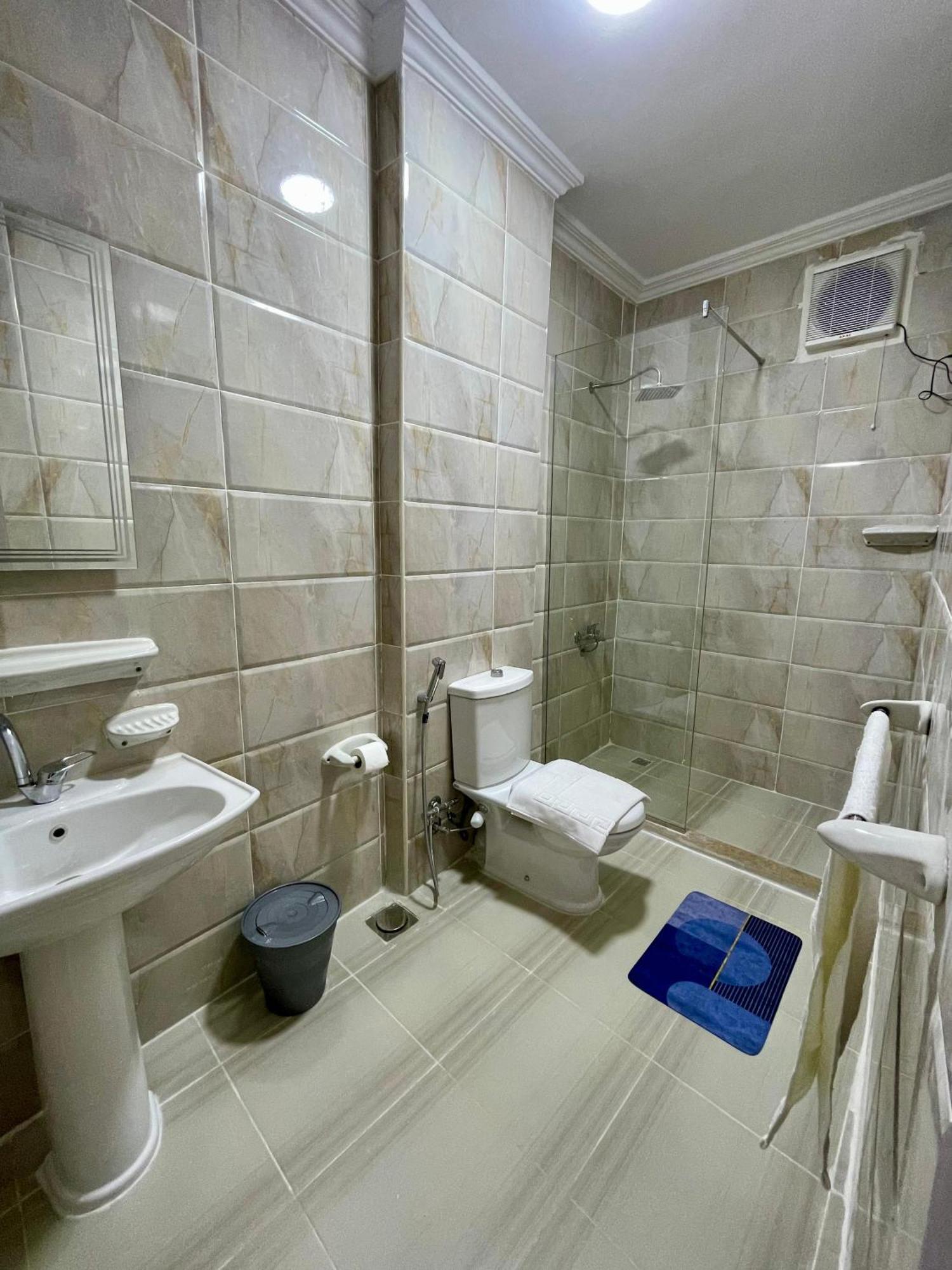 Glamour Pyramids View Kafrat al Jabal Luaran gambar