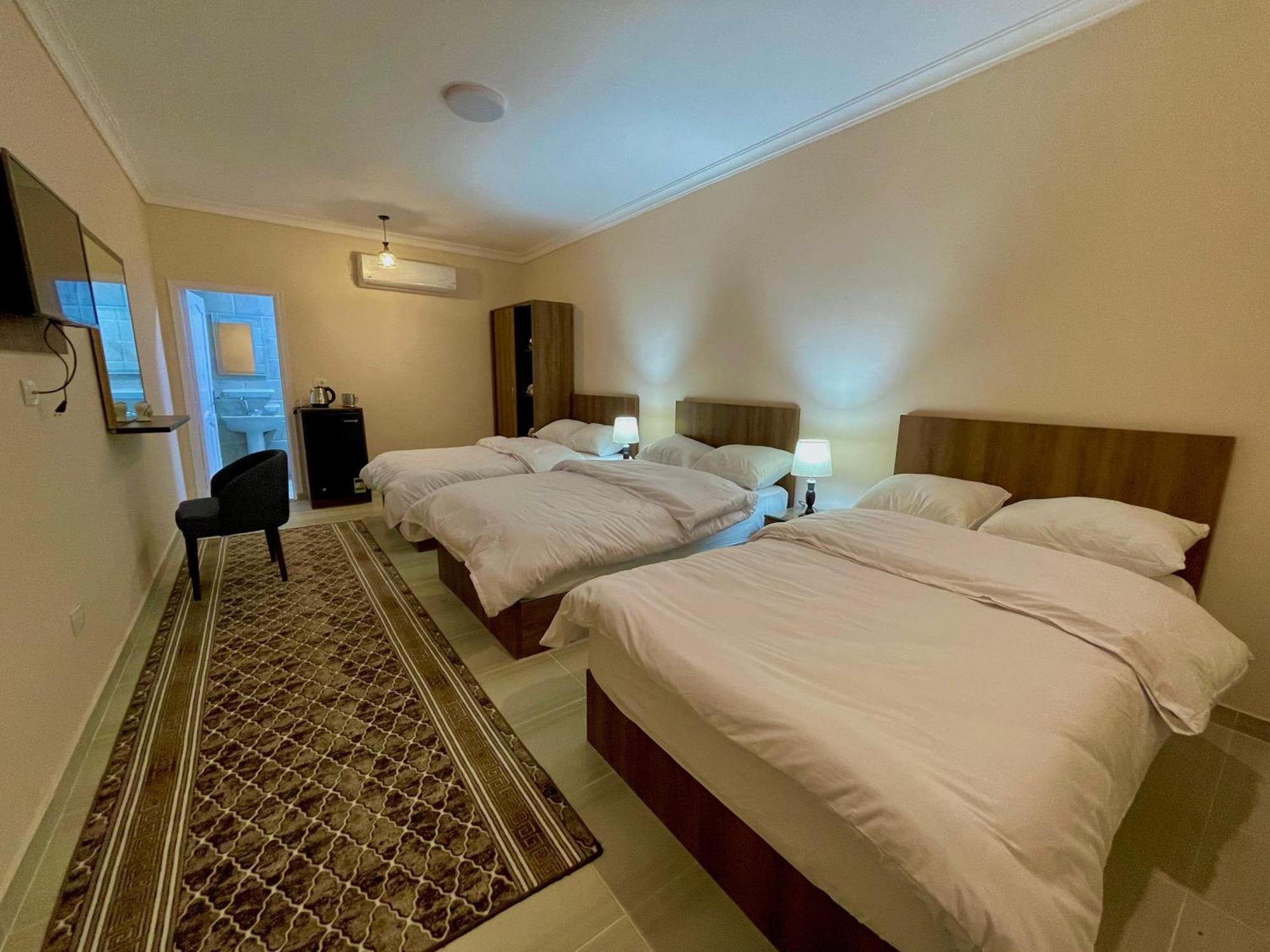 Glamour Pyramids View Kafrat al Jabal Luaran gambar