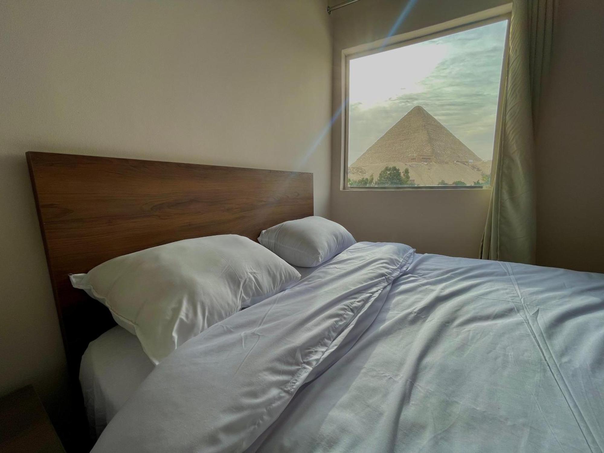 Glamour Pyramids View Kafrat al Jabal Luaran gambar