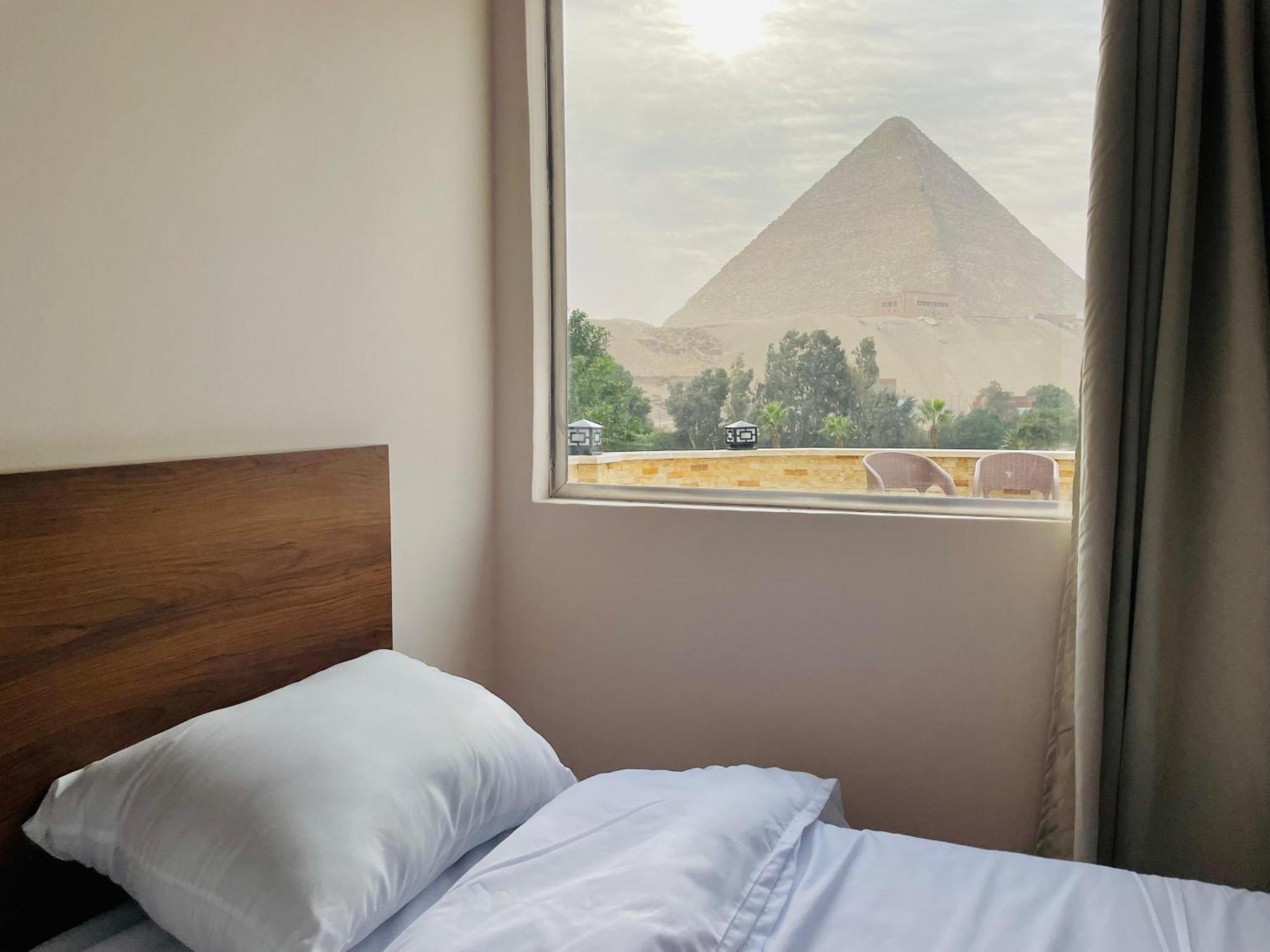 Glamour Pyramids View Kafrat al Jabal Luaran gambar