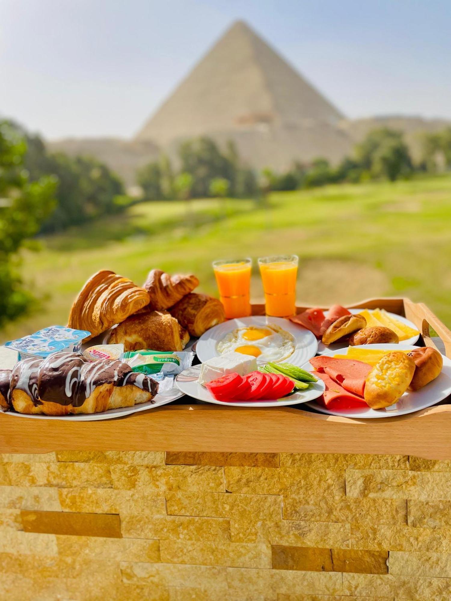 Glamour Pyramids View Kafrat al Jabal Luaran gambar